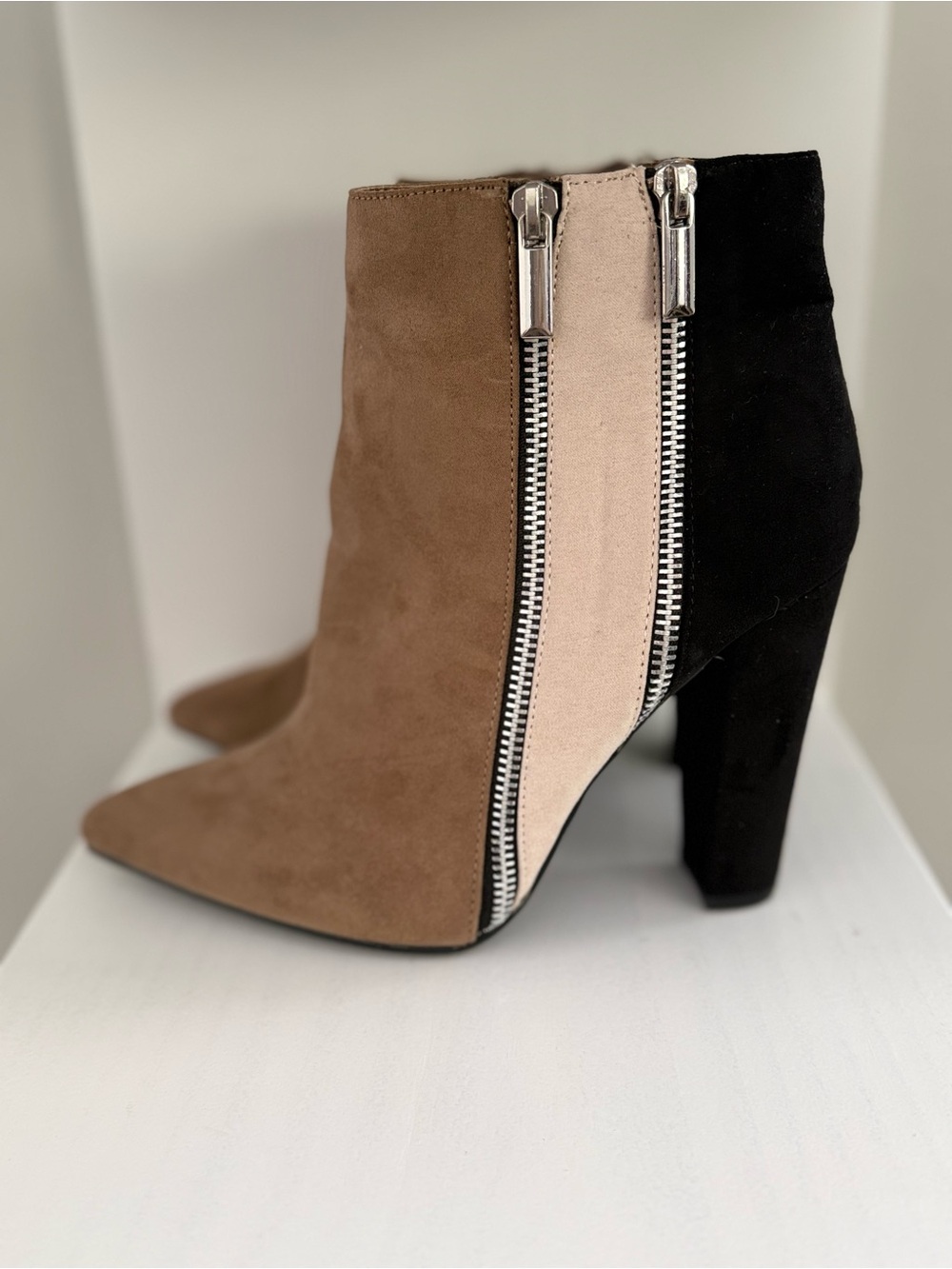 NEW-Tri-Tone Suede Pointed Toe Ankle Boots with Side Zippers